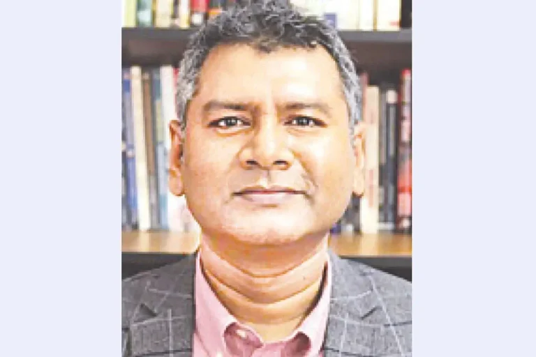 সামগ্রিকভাবে বাংলাদেশ অর্থনৈতিক হুমকিতে পড়বে