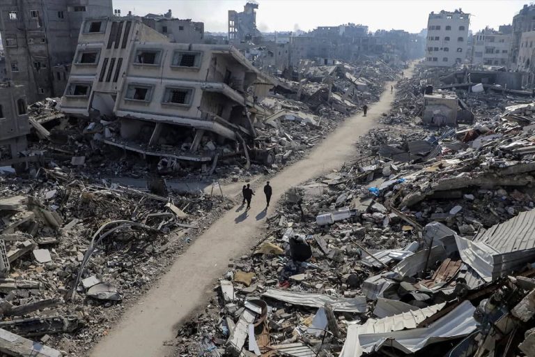 গাজায় ইসরায়েলি বর্বরতায় আরও ৮২ ফিলিস্তিনি নিহত