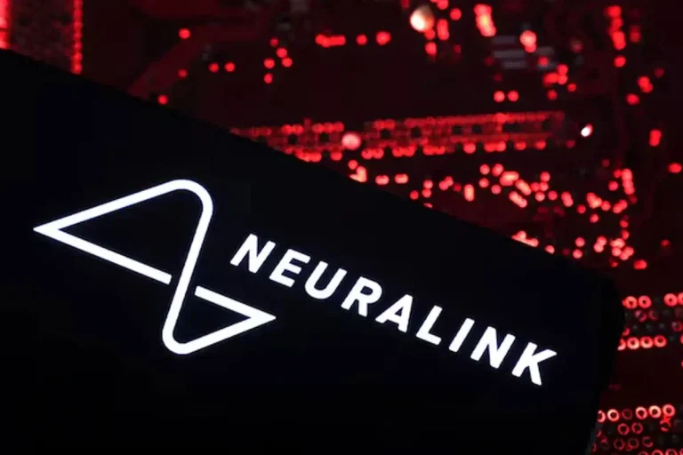 ব্রেন চিপ নিয়ে পরীক্ষামূলক ধাপে নিউরালিংক, পেল ৬৫০ মিলিয়ন ডলারের তহবিল