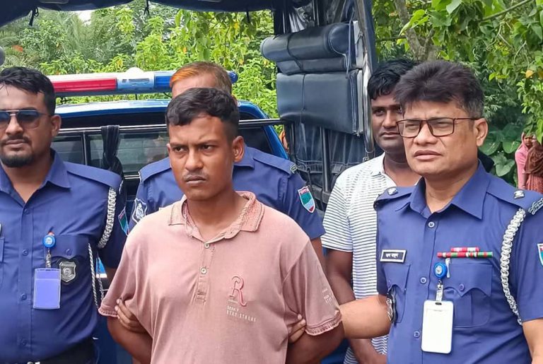 ঝিনাইদহে ছেলের কোদালের আঘাতে বাবা নিহত