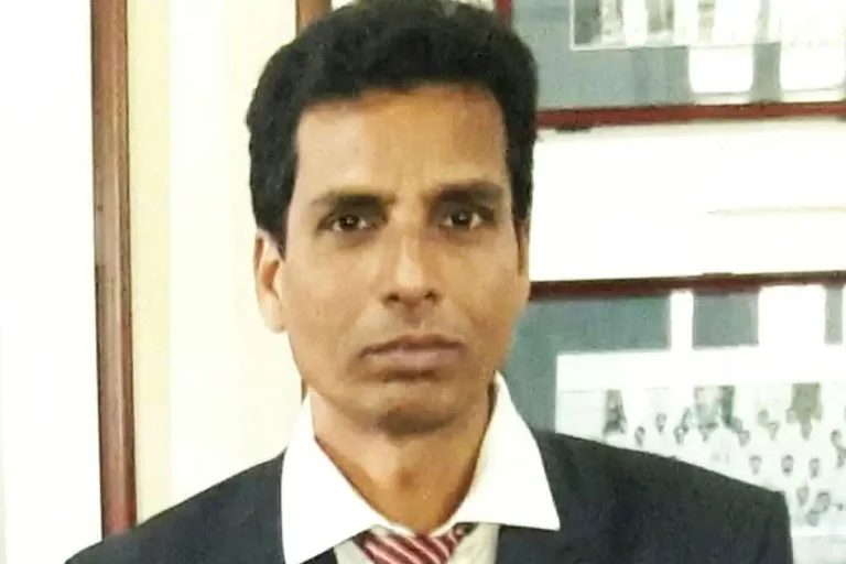 কালীগঞ্জে ট্রাকচাপায় মোটরসাইকেল আরোহী নিহত