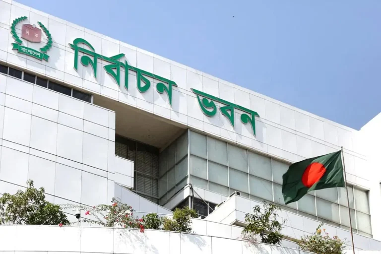 নির্বাচনী দায়িত্বে থাকবেন প্রায় ৮ লাখ কর্মকর্তা : ইসি